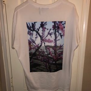 fear of god essentials floral print tee